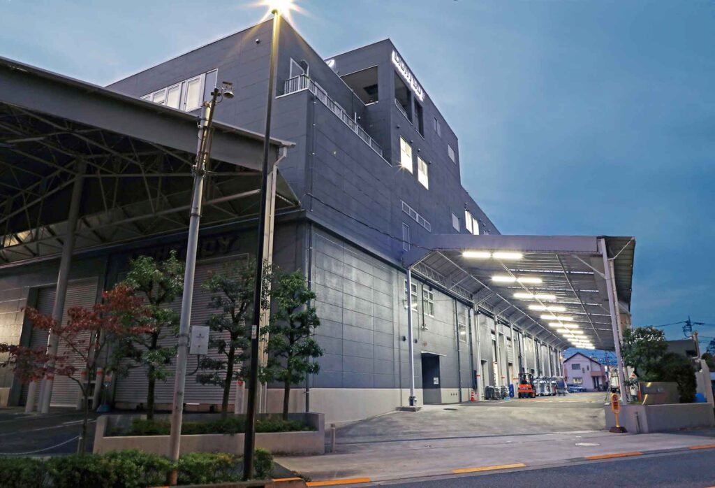 ABOUT US LIGHT BOY EUROPE